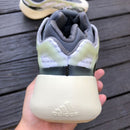 didas Yeezy 700 V3 Fade Salt