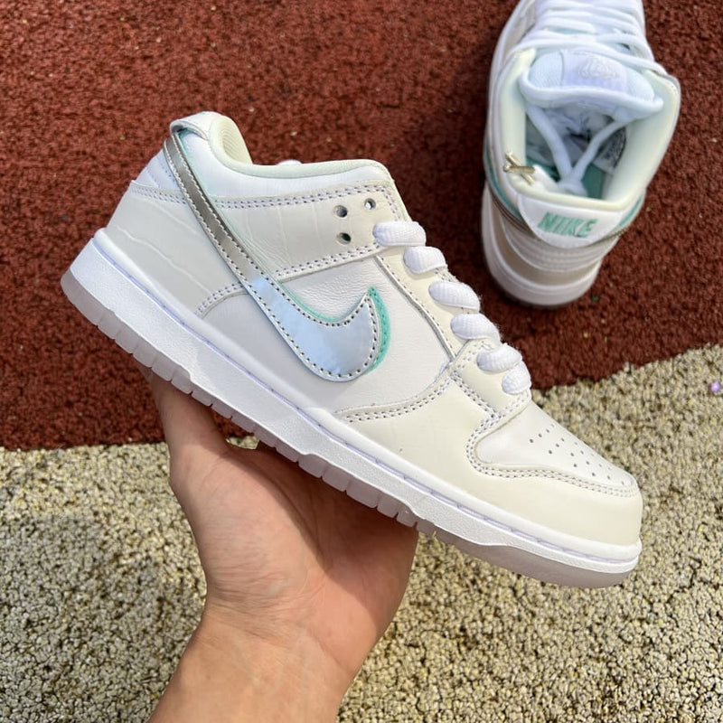 Nike SB Dunk Low Diamond Supply Co. White Diamond