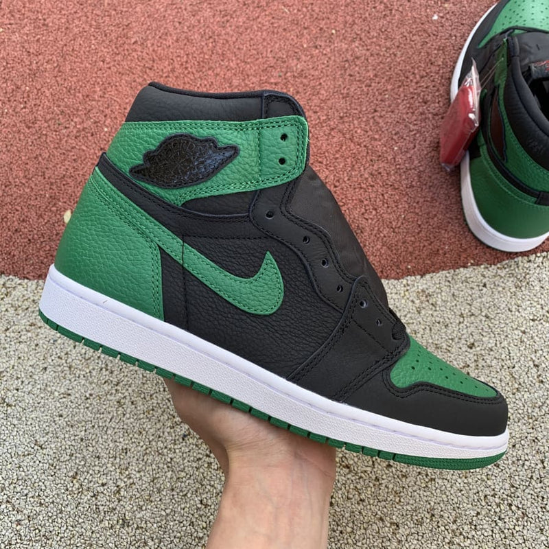 Air Jordan 1 Retro High Pine Green Black