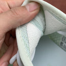 Adidas Yeezy Boost 350 V2 Hyperspace