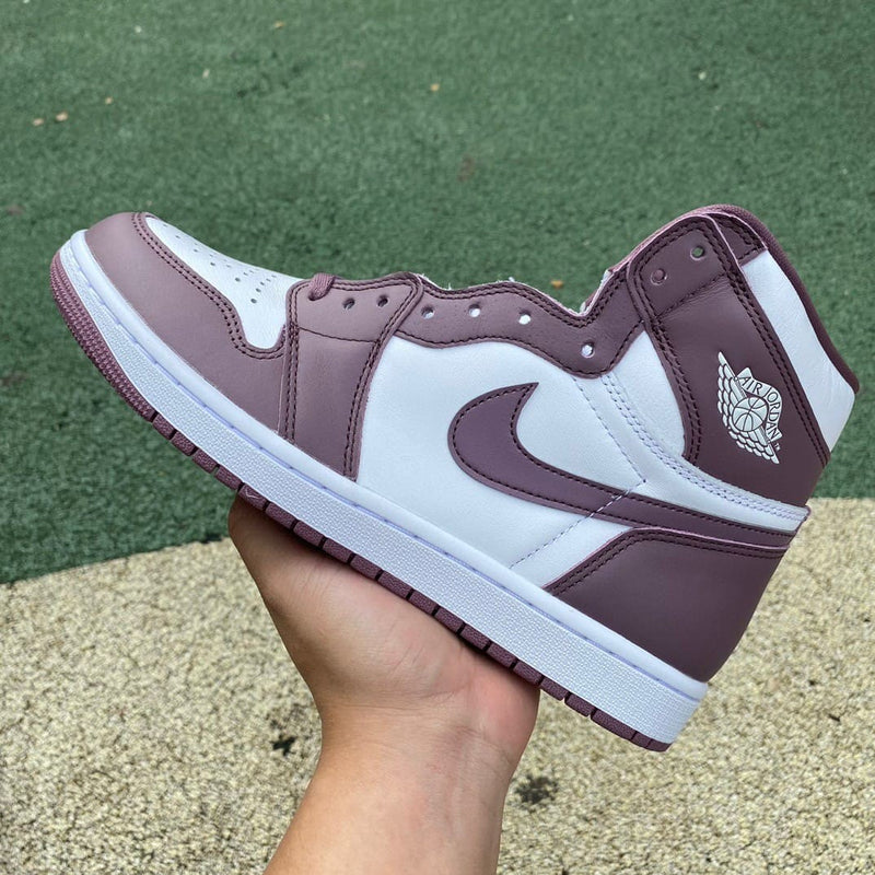 Air Jordan 1 Retro High Mauve