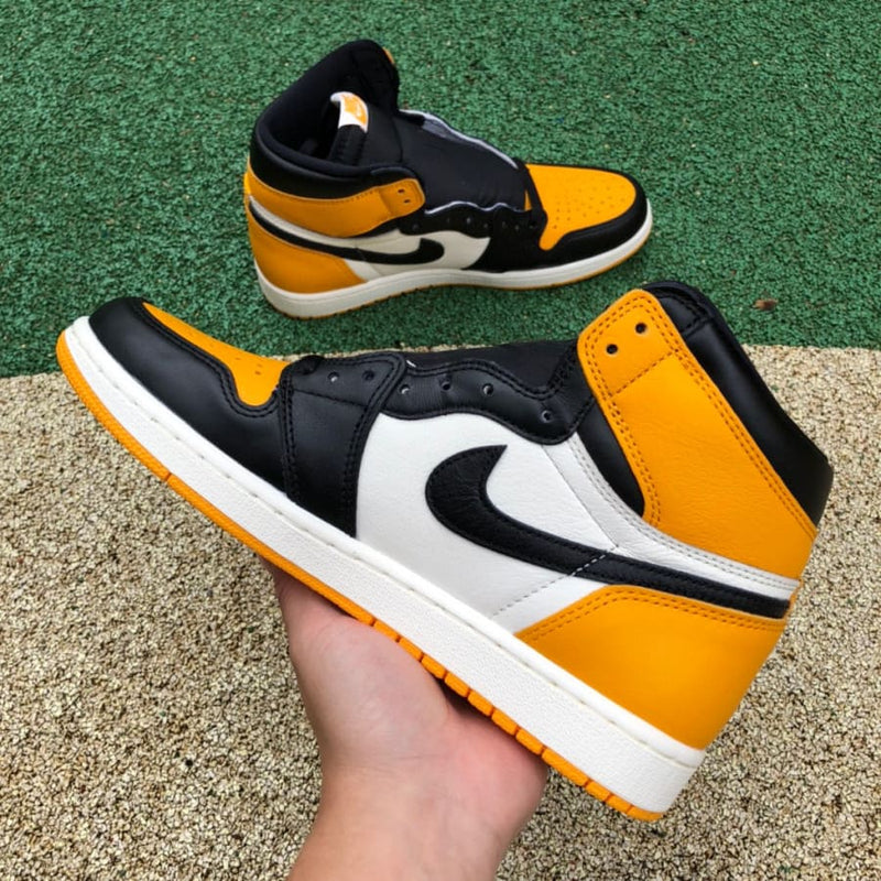 Air Jordan 1 Retro High Taxi