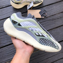 didas Yeezy 700 V3 Fade Salt