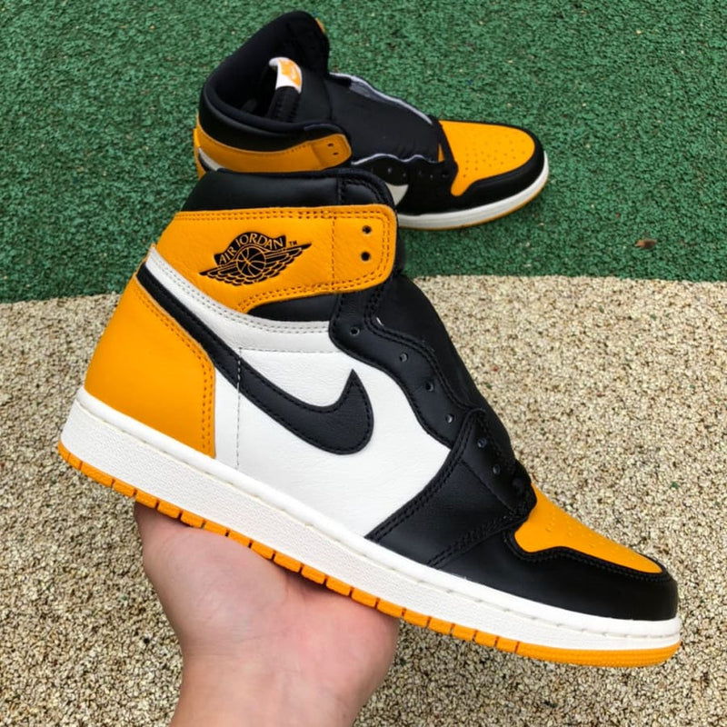 Air Jordan 1 Retro High Taxi