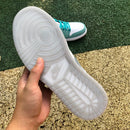 Air Jordan 1 Low SE New Emerald