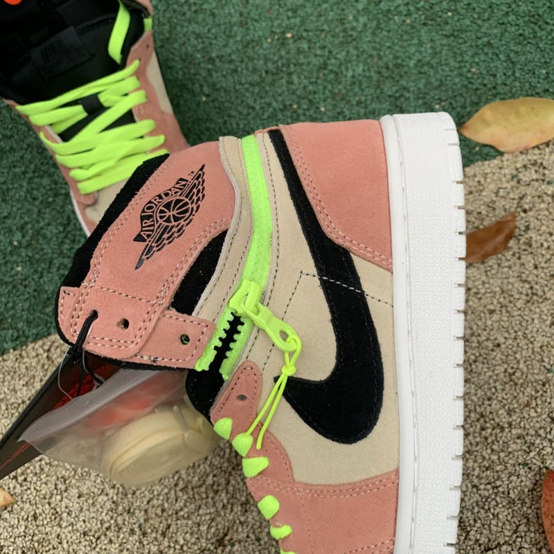 Air Jordan 1 High Switch Peach