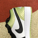 Air Jordan 1 Low Snakeskin Vivid Green