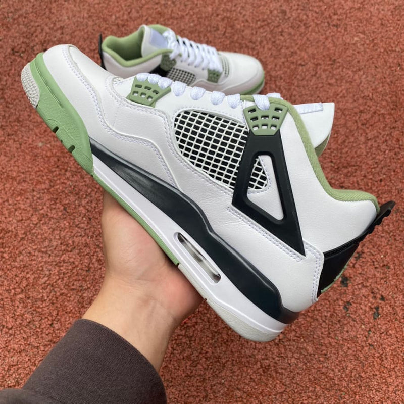 Air Jordan 4 Retro Seafoam