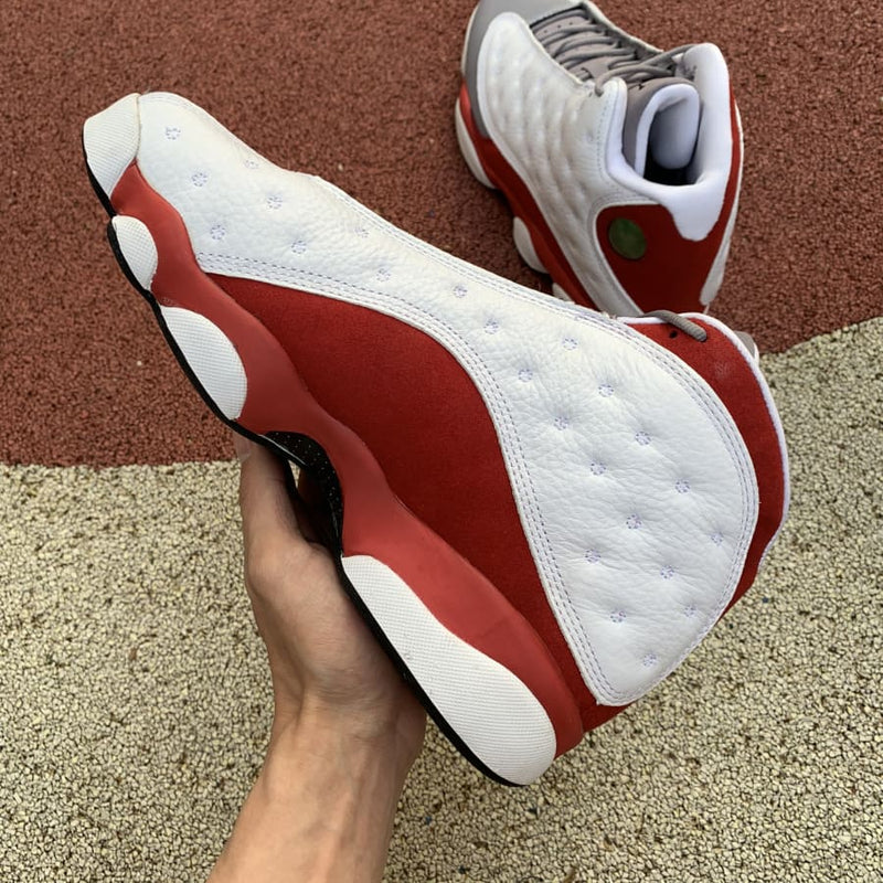 Air Jordan 13 Retro Grey Toe