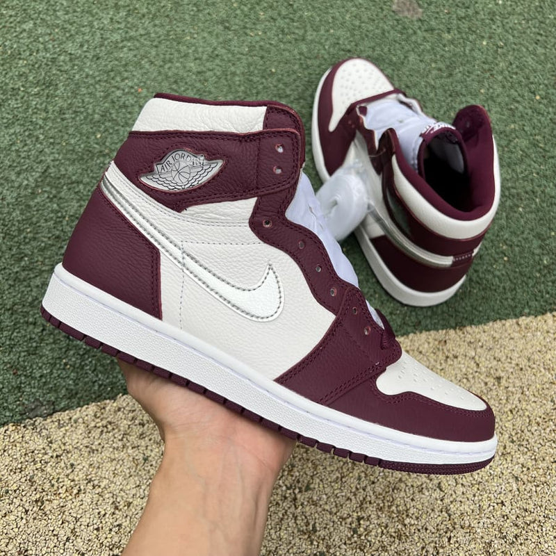 Air Jordan 1 Retro High Bordeaux