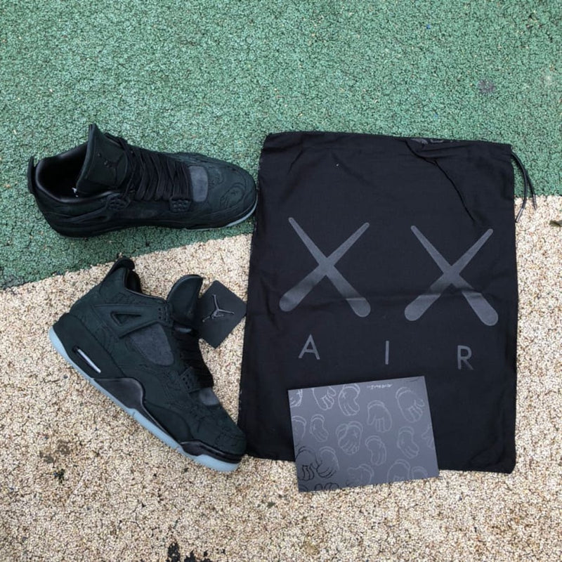 Air Jordan 4 Retro Kaws Black