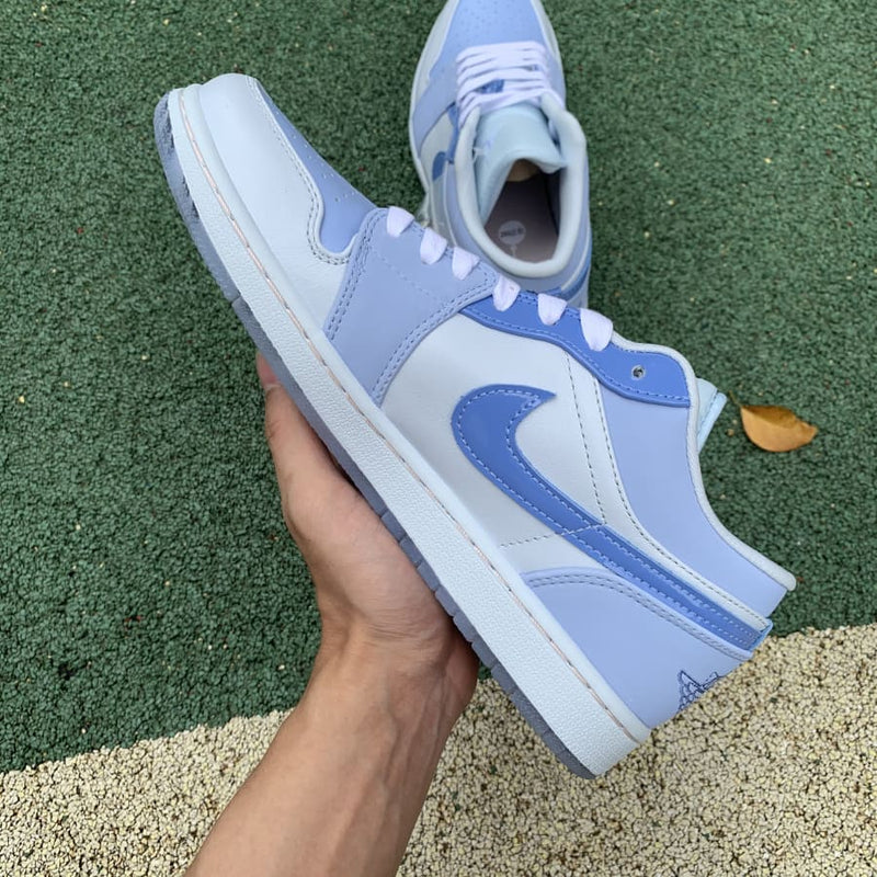 Air Jordan 1 Low SE Mighty Swooshers