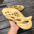 Adidas Yeezy Foam RNR Desert Sand