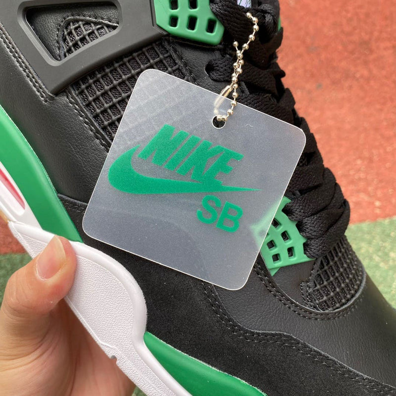 Air Jordan 4 Retro SB Alternate Pine Green