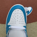 Air Jordan 1 Retro UNC