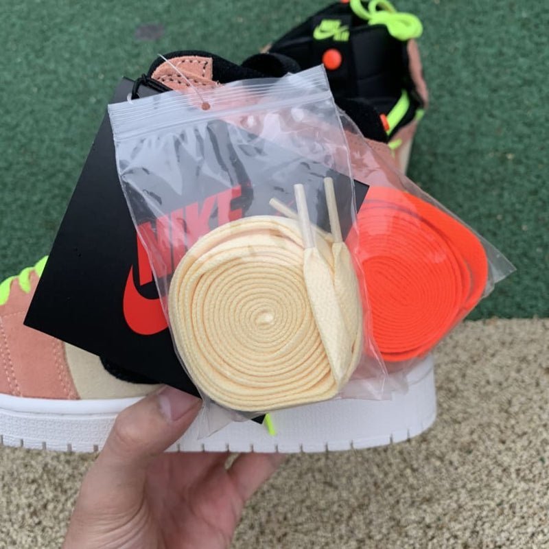 Air Jordan 1 High Switch Peach