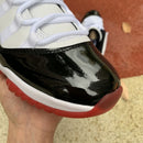 Air Jordan 11 Retro Low Concord Bred
