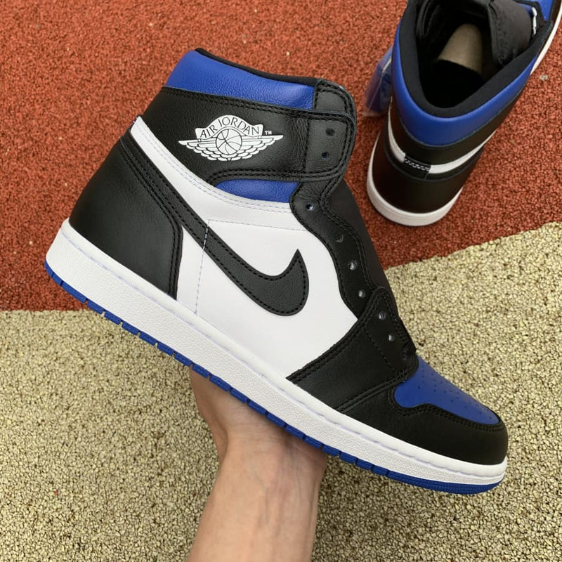 Air Jordan 1 Retro High Royal Toe