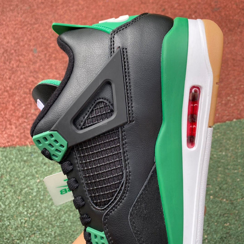 Air Jordan 4 Retro SB Alternate Pine Green