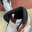 Air Jordan 1 Retro High Light Smoke Grey