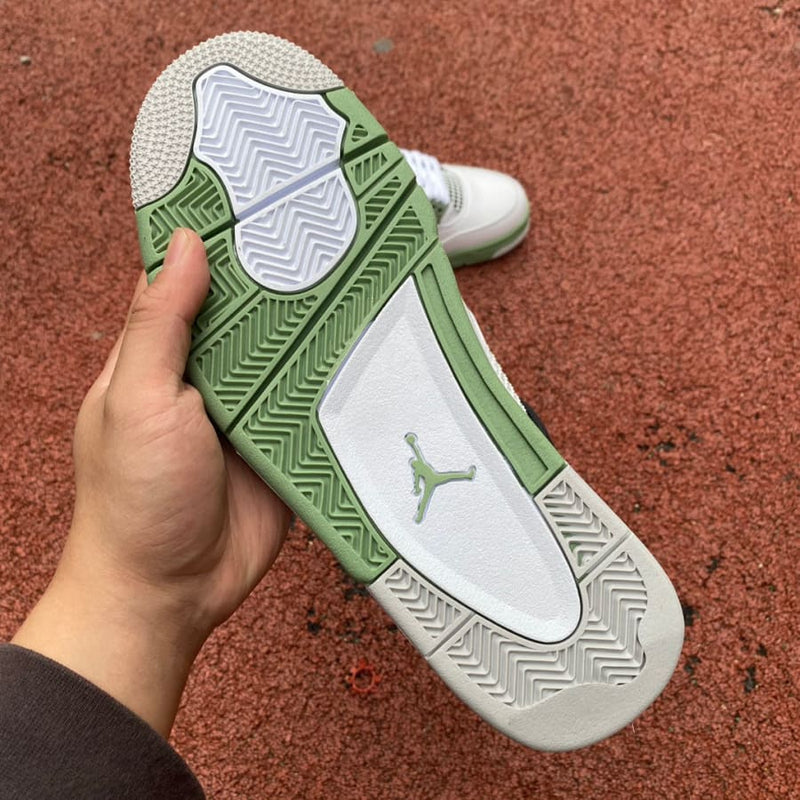 Air Jordan 4 Retro Seafoam