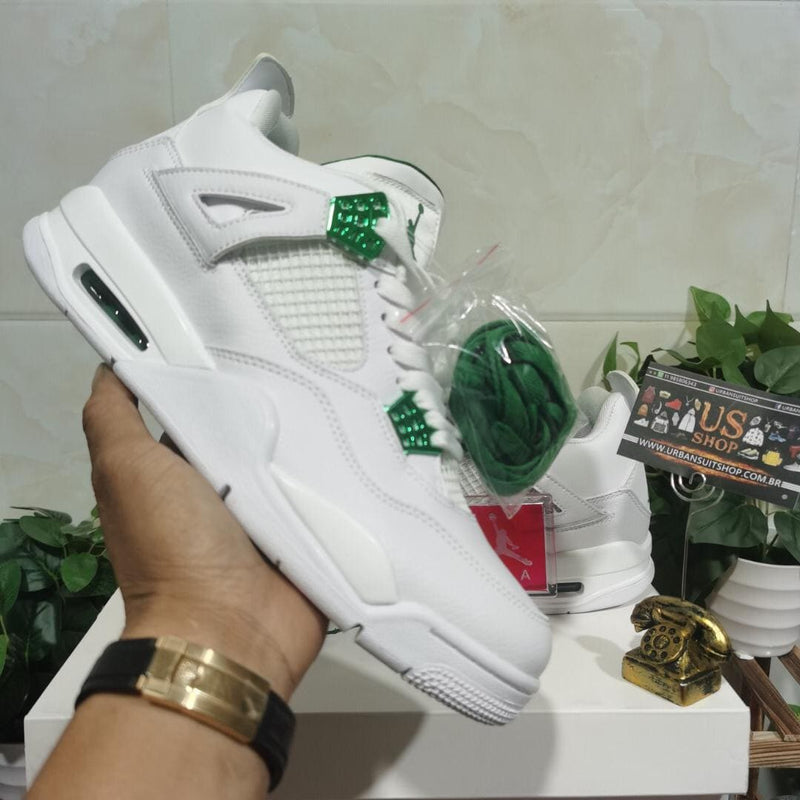 Air Jordan 4 Retro Metallic Green