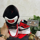 Air Jordan 1 Mid Chicago