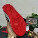 Air Jordan 1 Mid Chicago