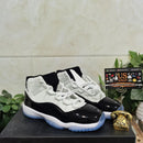 Air Jordan 11 Retro Concord