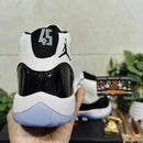 Air Jordan 11 Retro Concord