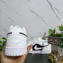 Air Jordan 1 Low Panda