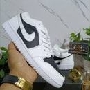 Air Jordan 1 Low Panda