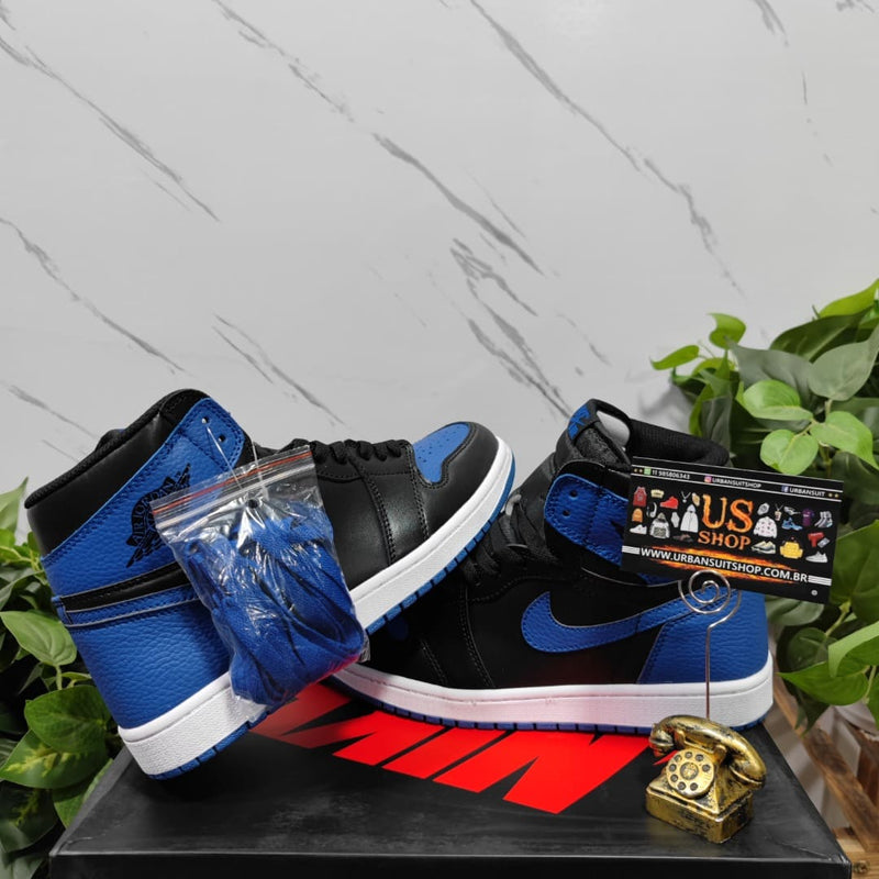 Air Jordan 1 Retro Royal