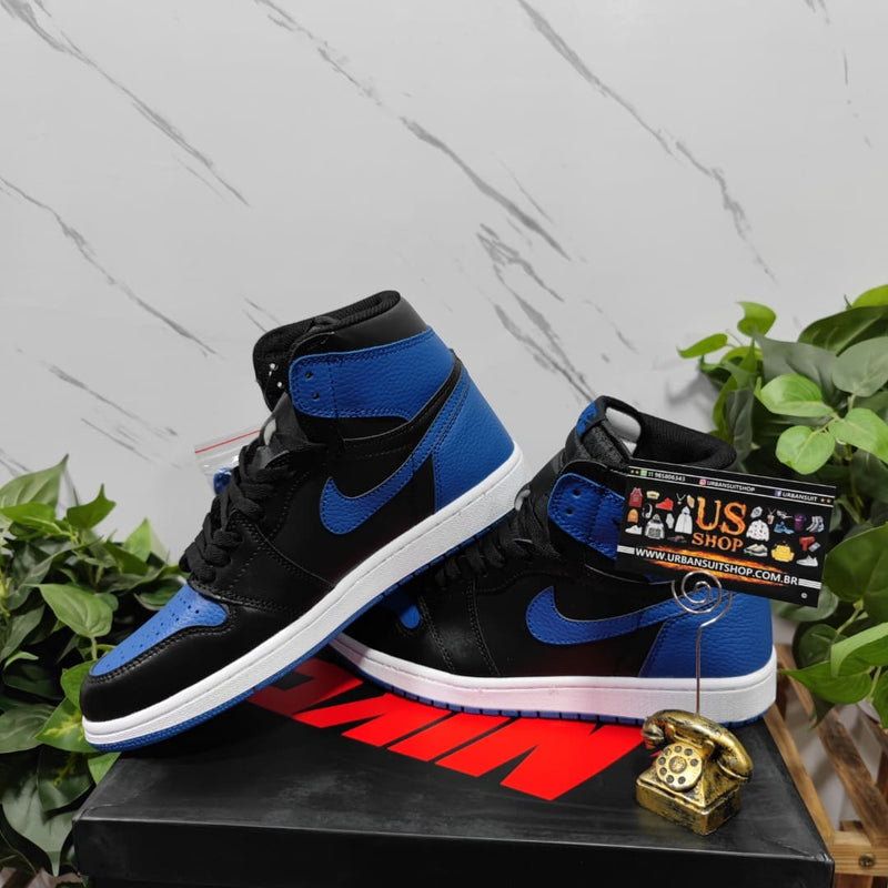 Air Jordan 1 Retro Royal