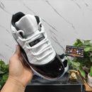 Air Jordan 11 Retro Low Concord