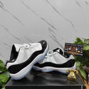 Air Jordan 11 Retro Low Concord