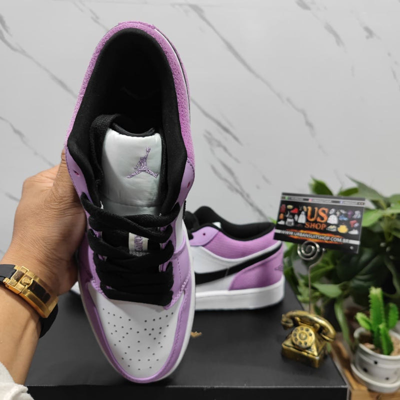 Air Jordan 1 Low SE Violet Shock White Black