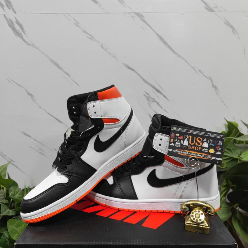 Air Jordan 1 Retro High Electro Orange