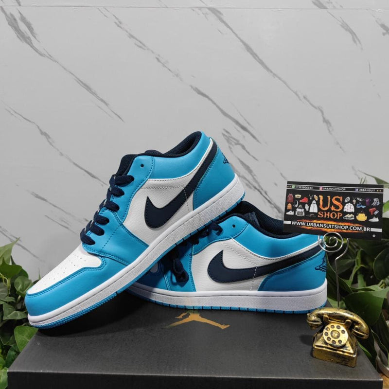 Air Jordan 1 Low UNC