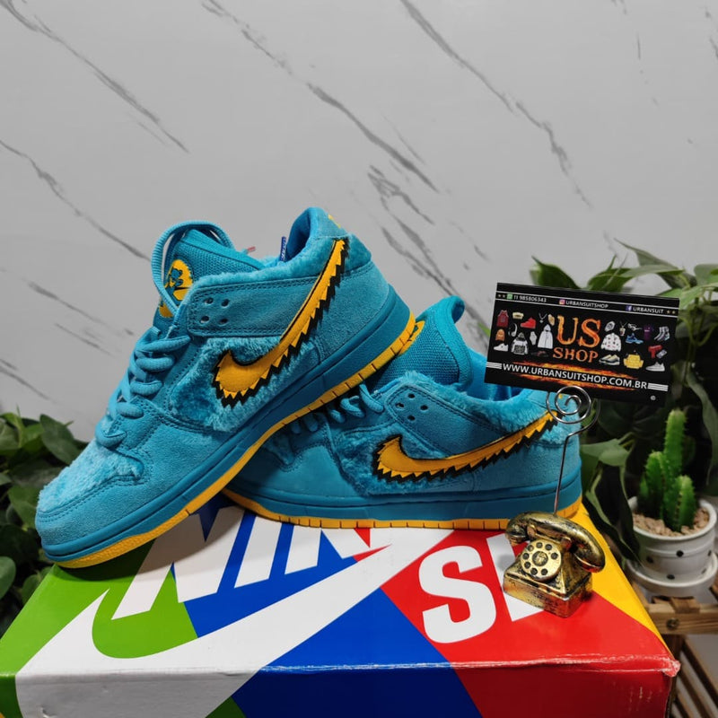 Nike SB Dunk Low Grateful Dead Bears Blue