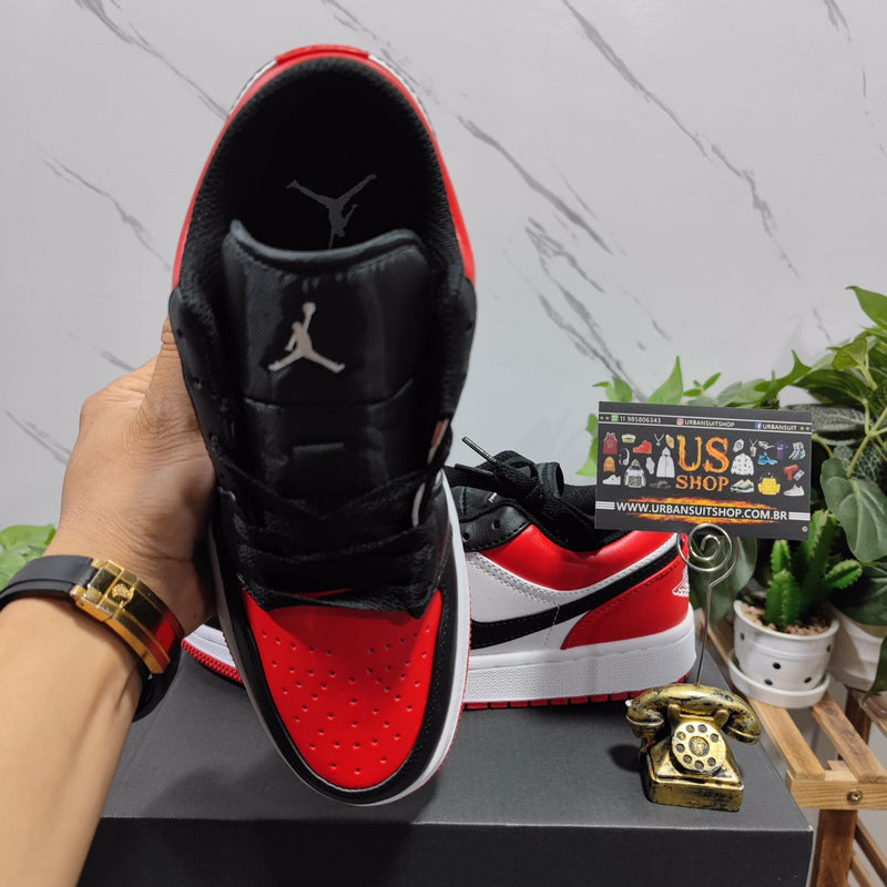 Air Jordan 1 Low Bred Toe