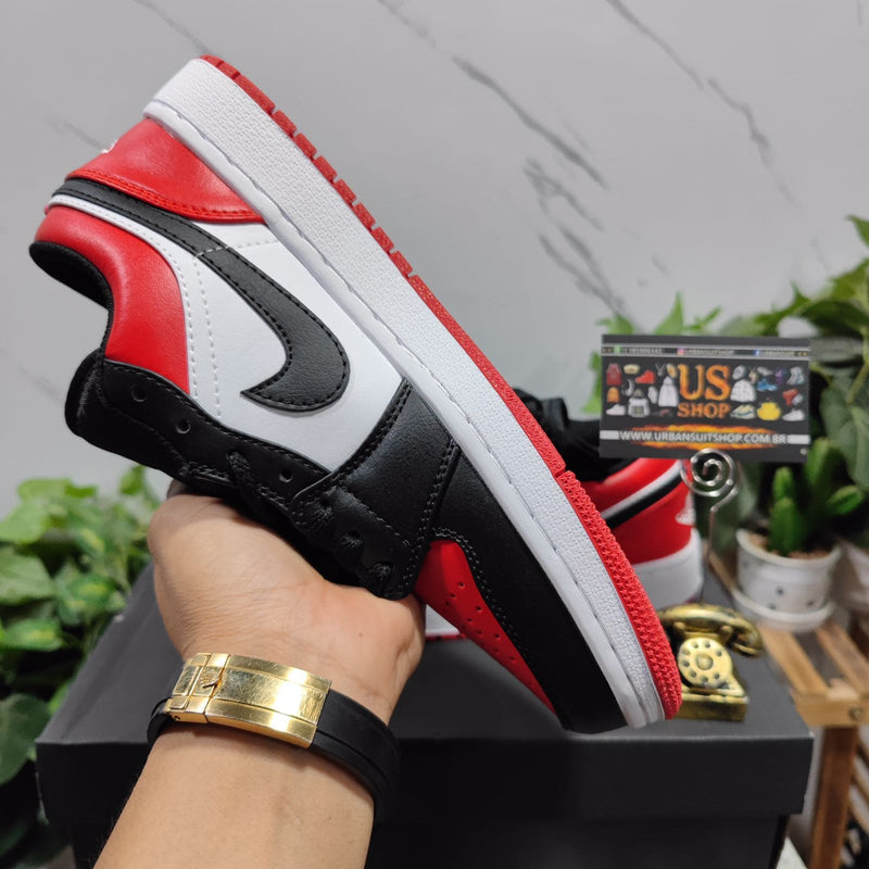 Air Jordan 1 Low Bred Toe