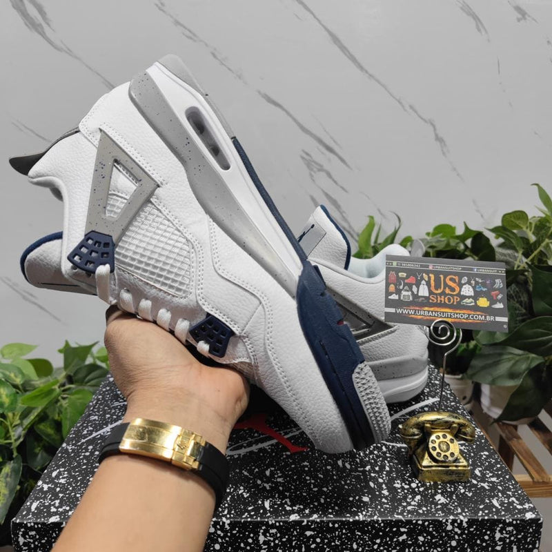 Air Jordan 4 Retro Midnight Navy