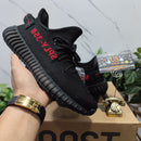 Adidas Yeezy Boost 350 V2 Bred
