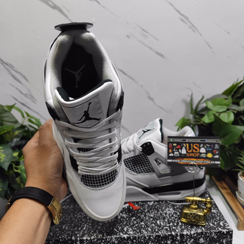 Air Jordan 4 Retro Military Black