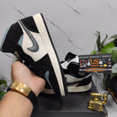 Air Jordan 1 Mid Satin Grey Toe