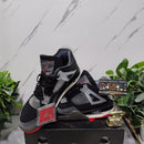 Air Jordan 4 Retro Off-White Bred