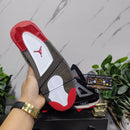Air Jordan 4 Retro Off-White Bred