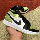 Air Jordan 1 Low Snakeskin Vivid Green
