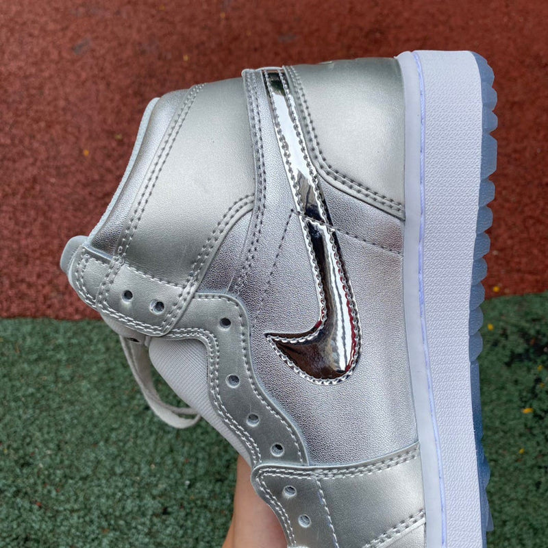 Air Jordan 1 High Golf Gift Giving